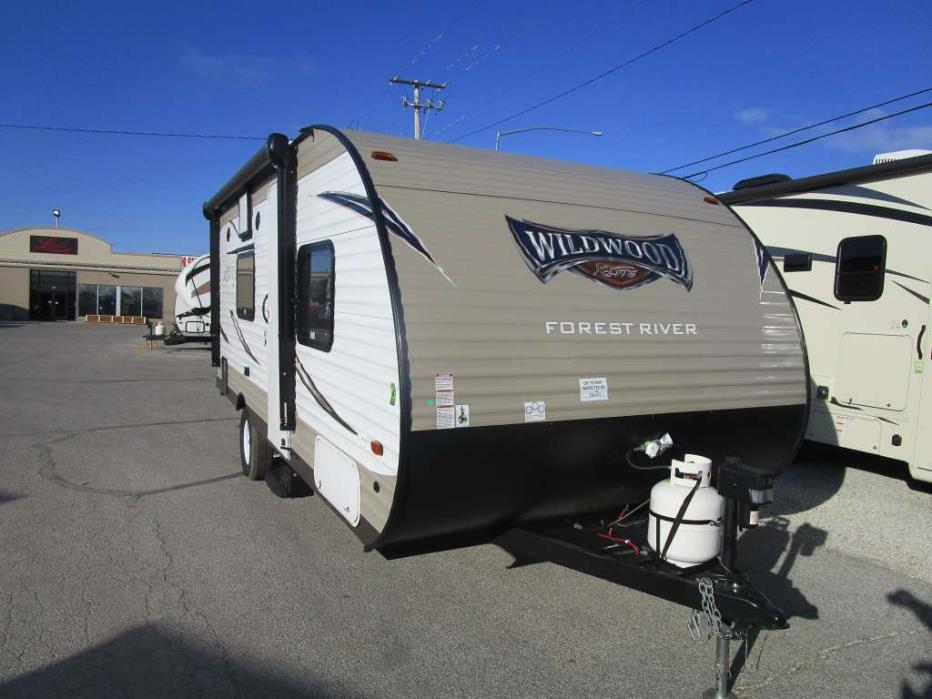 2017 Forest River Wildwood X-Lite WDT186RB