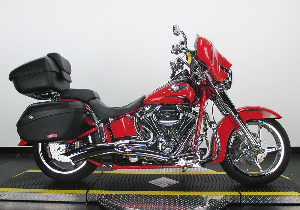 2011 Harley-Davidson CVO Softail FLSTSE2