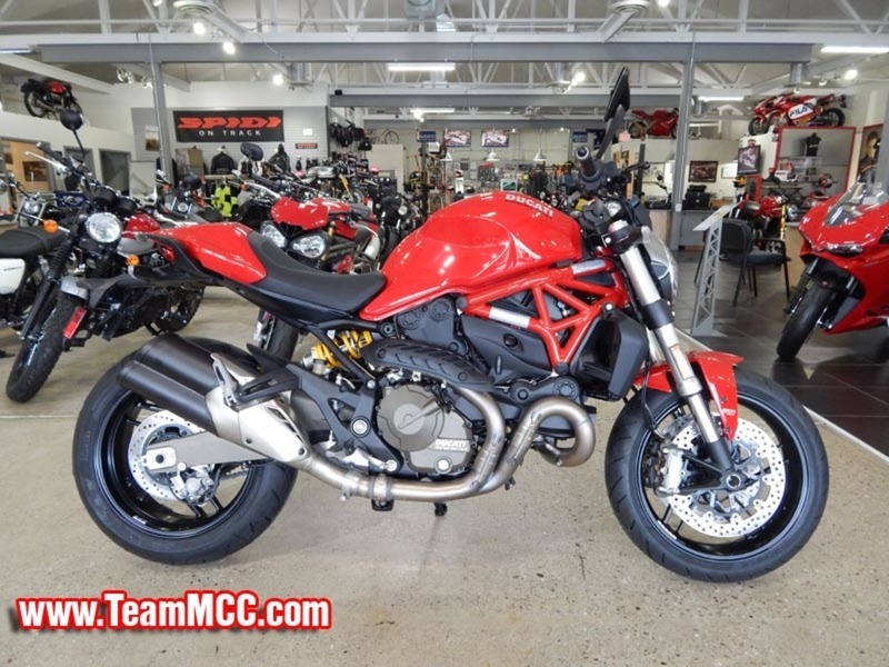 2017 Ducati Monster 821 Red