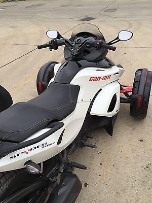 Can-Am : RSS 2014 can am spyder rss se 5 super clean 1225 miles backrest w extended warranty