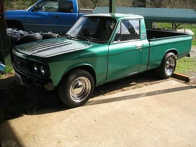 Chevrolet : Other Pickups Basic 1972 chevy luv with 327 small block