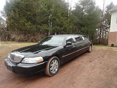 Lincoln : Town Car Executive Sedan 4-Door 2008 lincoln town car limo limousine limos 70 royale nice 1 owner