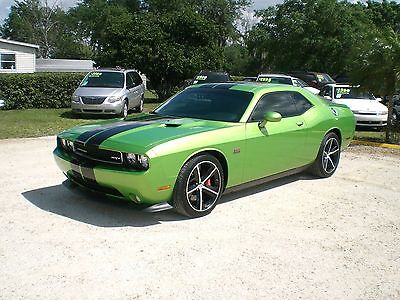 Dodge : Challenger SRT8 2011 dodge challenger srt 8 green with envy 18500 miles automatic 1 owner nav