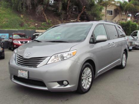 Toyota : Sienna 5dr 7-Pass V 2011 toyota sienna xle one owner nav camera dvd power doors great condition nr