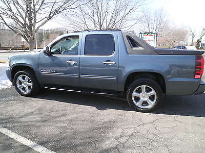 Chevrolet : Avalanche LS 2012 chevy avalanche ls 4 wd pickup truck crew cab 4 dr