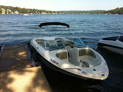 Sea Ray 200 sport with trailer - bow rider