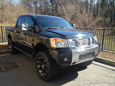 Nissan : Titan se 2008 nissan titan se crew cab pickup 4 door 5.6 l