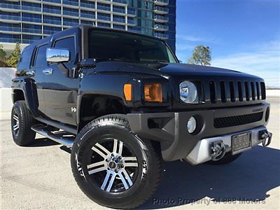 Hummer : H3 4WD LUXURY SUV ~ BRAND NEW WHEELS/TIRES ~ LUXURY P LOADED ~ SERVICE HISTORY ~ NEW MB WHEELS ~ NEW TIRES ~ LUXURY PKG ~ VERY CLEAN!
