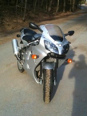 Kawasaki : Other Kawasaki ZZR600 2006 Sport Bike, Very Clean, Adult owned and ridden, Low Miles!