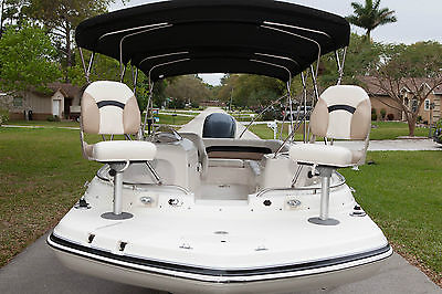 2007 HURRICANE 24' - FUN DECK GS232 - YAMAHA 200HP