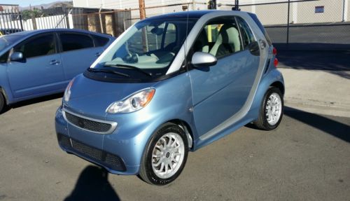 Smart : Smart Fortwo Passion Electric Drive Electric Drive 2013 smart fortwo passion coupe 100 electric drive fully loaded glass roof hov