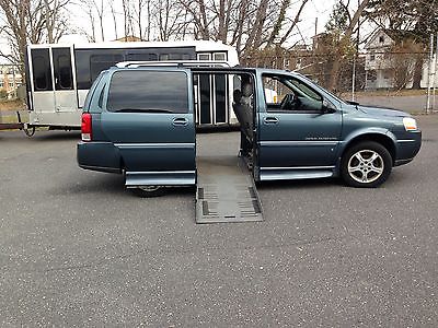 Chevrolet : Uplander VAN WHEELCHAIR  SWING BOTH SEATS WITH HAND CONTROL VAN  WHEELCHAIR HANDICAP chevrolet uplander 2006 WITH KEY ENTRY BRAUN POWER RAMP