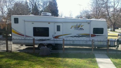 Toy Hauler 29ft Thor TL Fury, Good Condition