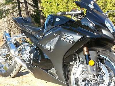 Suzuki : GSX-R 08 gsxr 1000 chromed out with only 1451 miles must see