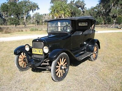 Willys : Touring Car Black 1921 willys overland touring