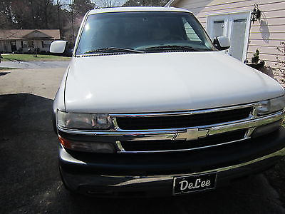 Chevrolet : Suburban LEATHER great condition inside and out