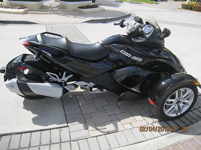 Can-Am : SPYDER RS BLACK CAN AM SPYDER RS SM5 2013 FOR SALE