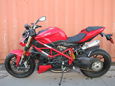 Ducati : Superbike DUCATI STREETFIGHTER 848 RED 2014 ONLY 1,366 MILES! GREAT PRICE!