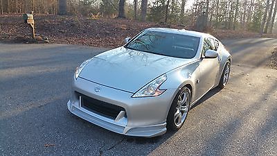 Nissan : 370Z 2dr Coupe Automatic Touring Package A MUST SEE ONLY 12k MILES!! AWESOME SPORTS CAR. AUTO 7 SPEED W/ PADDLE SHIFTERS!