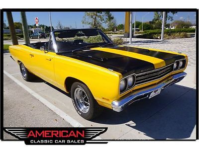 Plymouth : Road Runner 383 Stick 1969 plymouth roadrunner convertible 383 4 speed matching nut and bolt restored