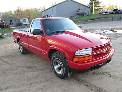Chevrolet : S-10 S-10 Pick-up 2003 chevy s 10 pick up