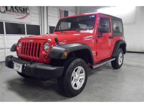 Jeep : Wrangler Sport Sport 3.6L 2 Doors 285 hp horsepower 3.6 liter V6 DOHC engine 4-wheel ABS brakes