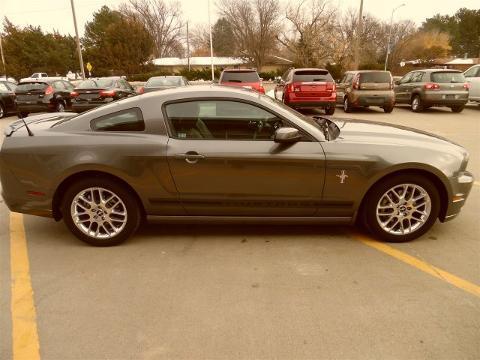 2014 Ford Mustang 2 Door Coupe, 2