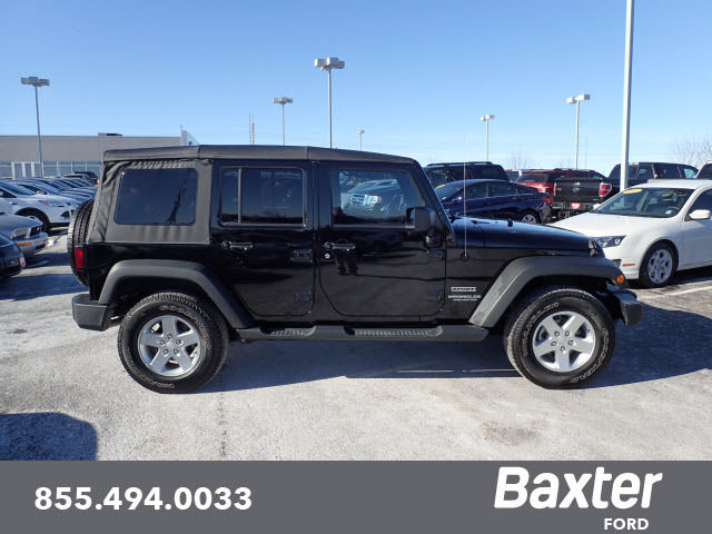 2015 Jeep Wrangler Unlimited 4x4 Sport 4dr SUV 4WD 4dr Sport