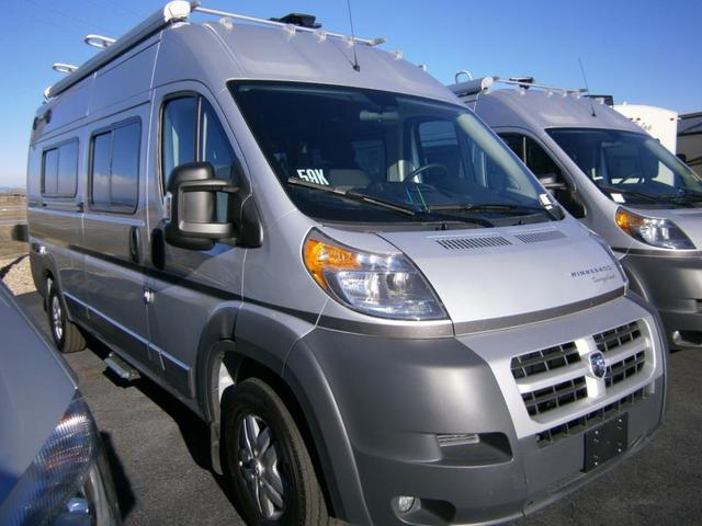 2011 Winnebago Via 25 Arizona