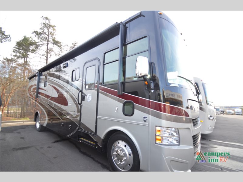2016 Tiffin Motorhomes Bus 45 OP