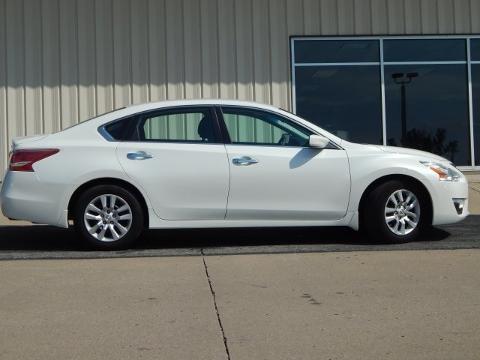 2013 Nissan Altima 4 Door Sedan