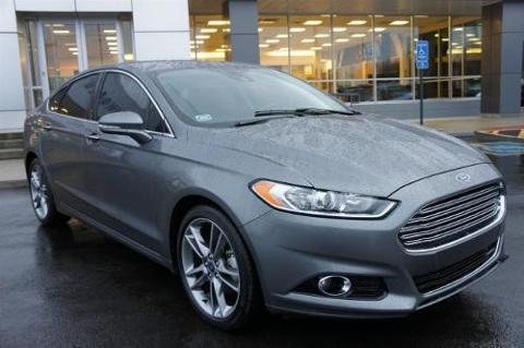 2013 Ford Fusion 4 Door Sedan, 1