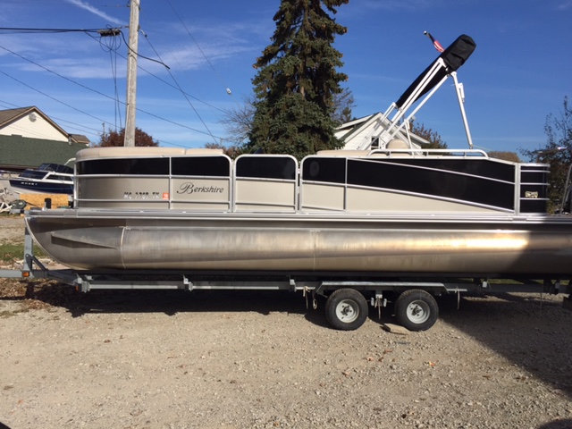 2012 Berkshire Pontoons 233 SLX