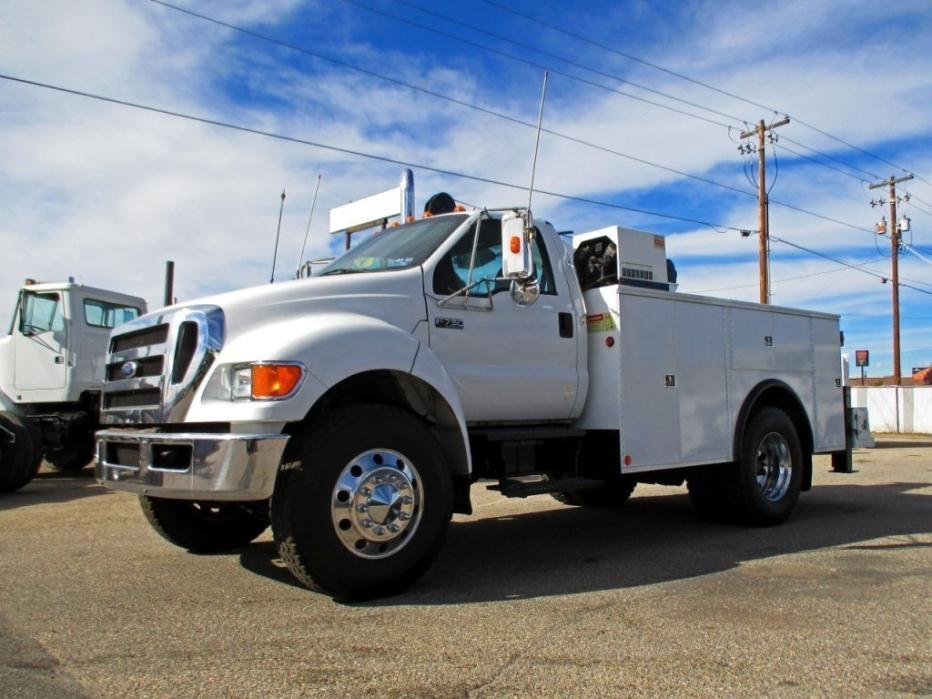 2006 Ford F750