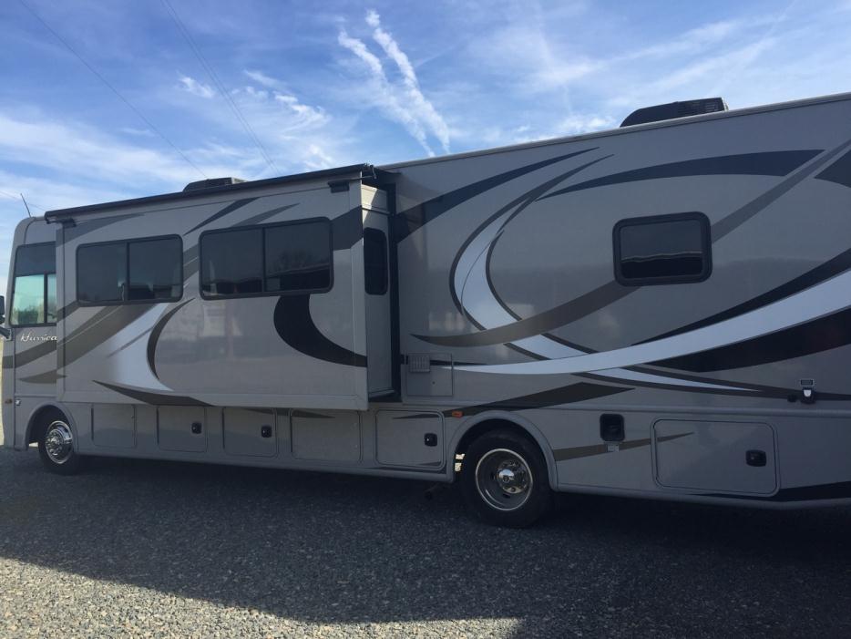 2005 Thor Motor Coach Four Winds Intl. Fun Mover 31C