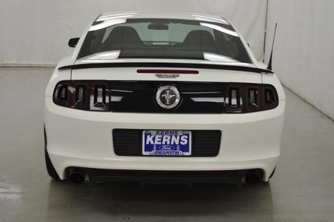2013 Ford Mustang 2 Door Coupe, 3
