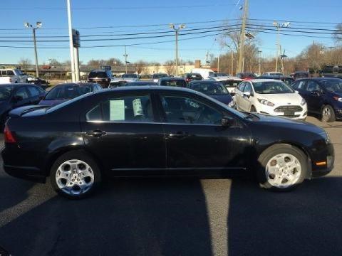 2010 Ford Fusion 4 Door Sedan