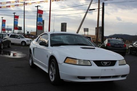 1999 Ford Mustang 2 Door Coupe