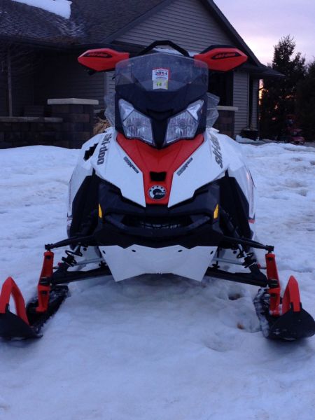 2014 Skidoo Backcountry X 800 ETEC 1450 Miles Mint Renegade Snowmobile