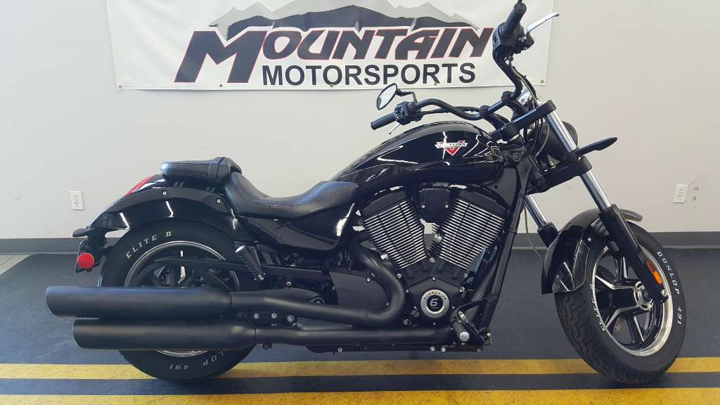 2014 Victory Judge - Gloss Black