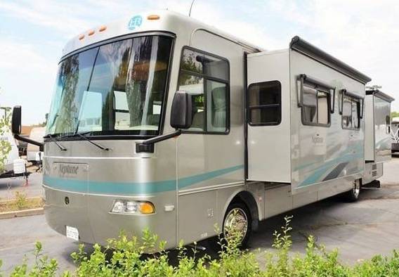 2006 37’ Holiday Rambler Neptune w/2 slides