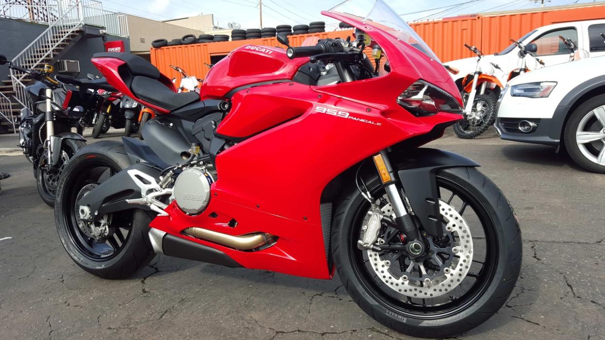 2015 Ducati Superbike 899 PANIGALE
