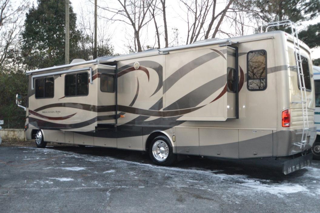 2005 Newmar MOUNTAIN AIRE 3757