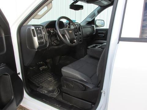 2015 Chevrolet Silverado 2500HD Pickup, 2