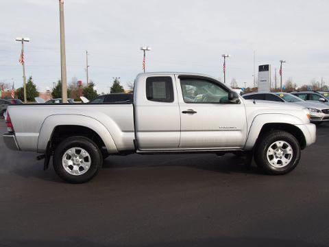 2010 Toyota Tacoma 4 Door Extended Cab Truck, 0