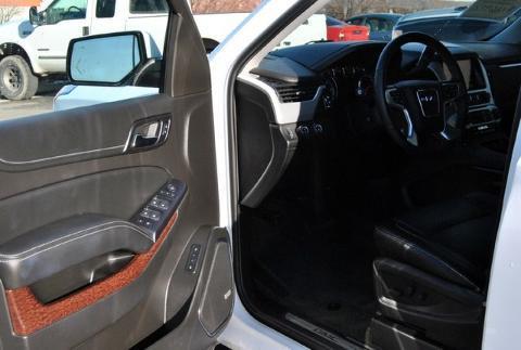 2015 GMC Yukon 4 Door SUV, 3