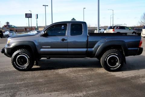 2015 Toyota Tacoma 4 Door Extended Cab Truck, 2