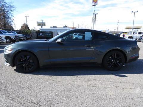 2015 Ford Mustang 2 Door Coupe, 3