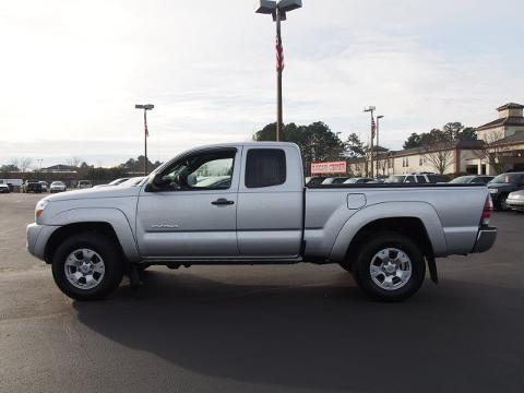 2010 Toyota Tacoma 4 Door Extended Cab Truck, 2