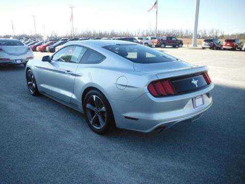 2015 Ford Mustang 2 Door Coupe, 1